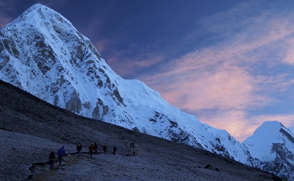 View of Mount Everest from Kala Patthar, Nepal. Photo by Grant Eaton via Flickr.